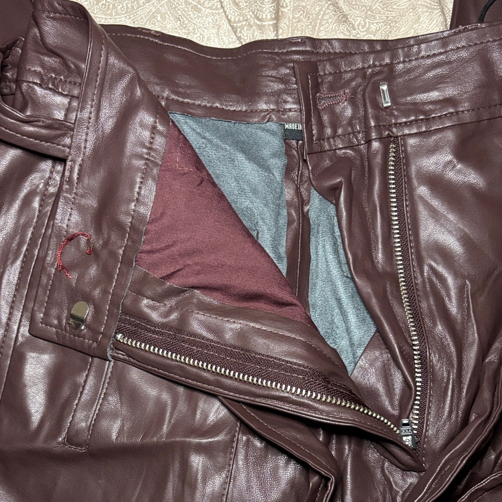 Blank NYC Women's Belted Brown Faux Leather Pants - Picture 13 of 13